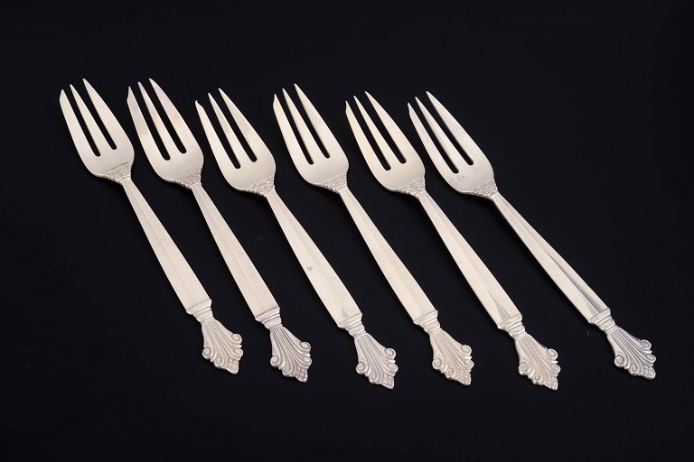 Georg Jensen, set of six Acanthus cake forks.