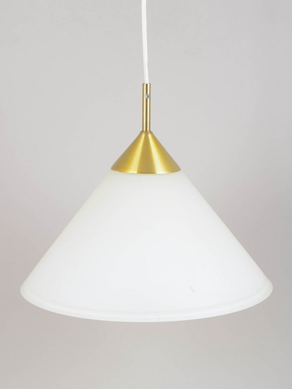 Danish design pendant lamp in opaline glass and brass.