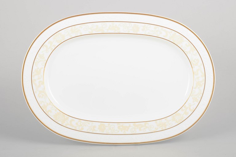 Villeroy & Boch, large serving dish.