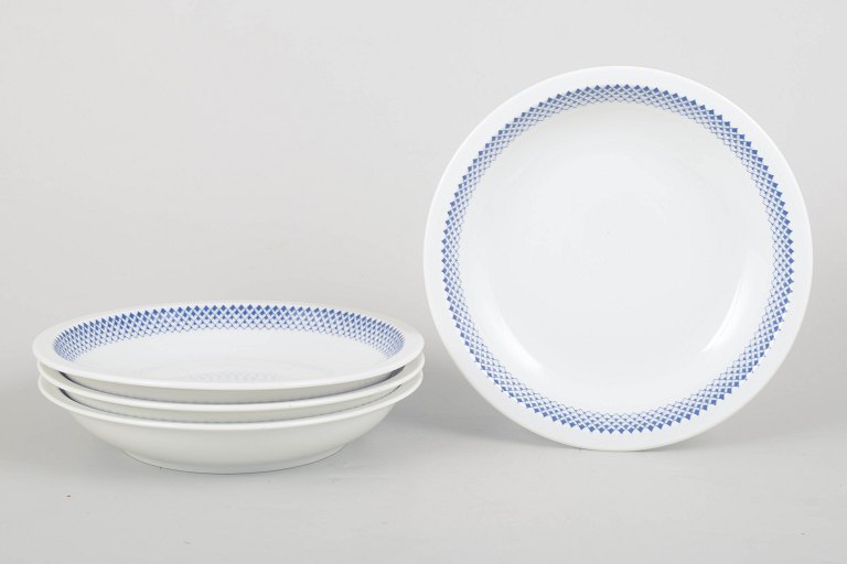Lyngby/Danild, set of four deep plates.
