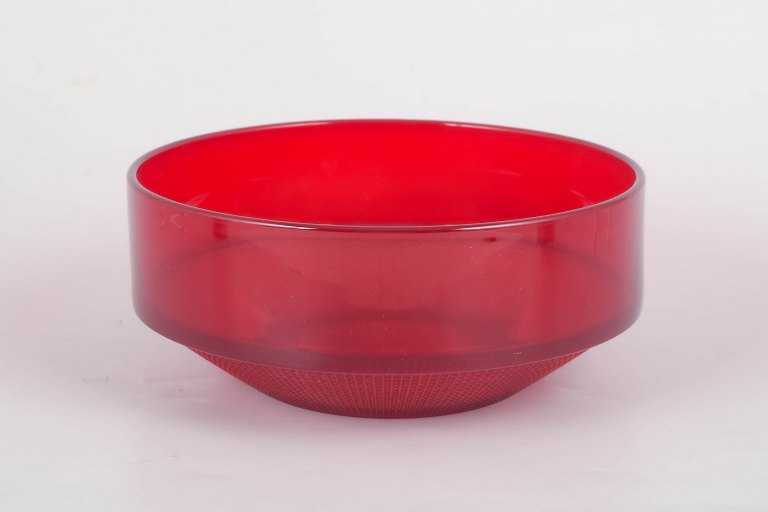 Kjell Blomberg for Gullaskruf, glass bowl.
