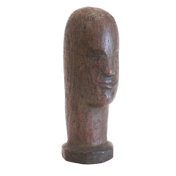 Large woodcut sculpture by Otto Pedersen, 1902-95, Denmark. Signed "Otto P". H: 28cm