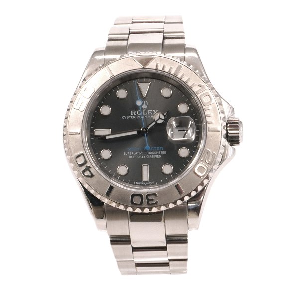 Rolex Yachtmaster ref. 16622 with box and papers dated London February 2005. D: 40mm